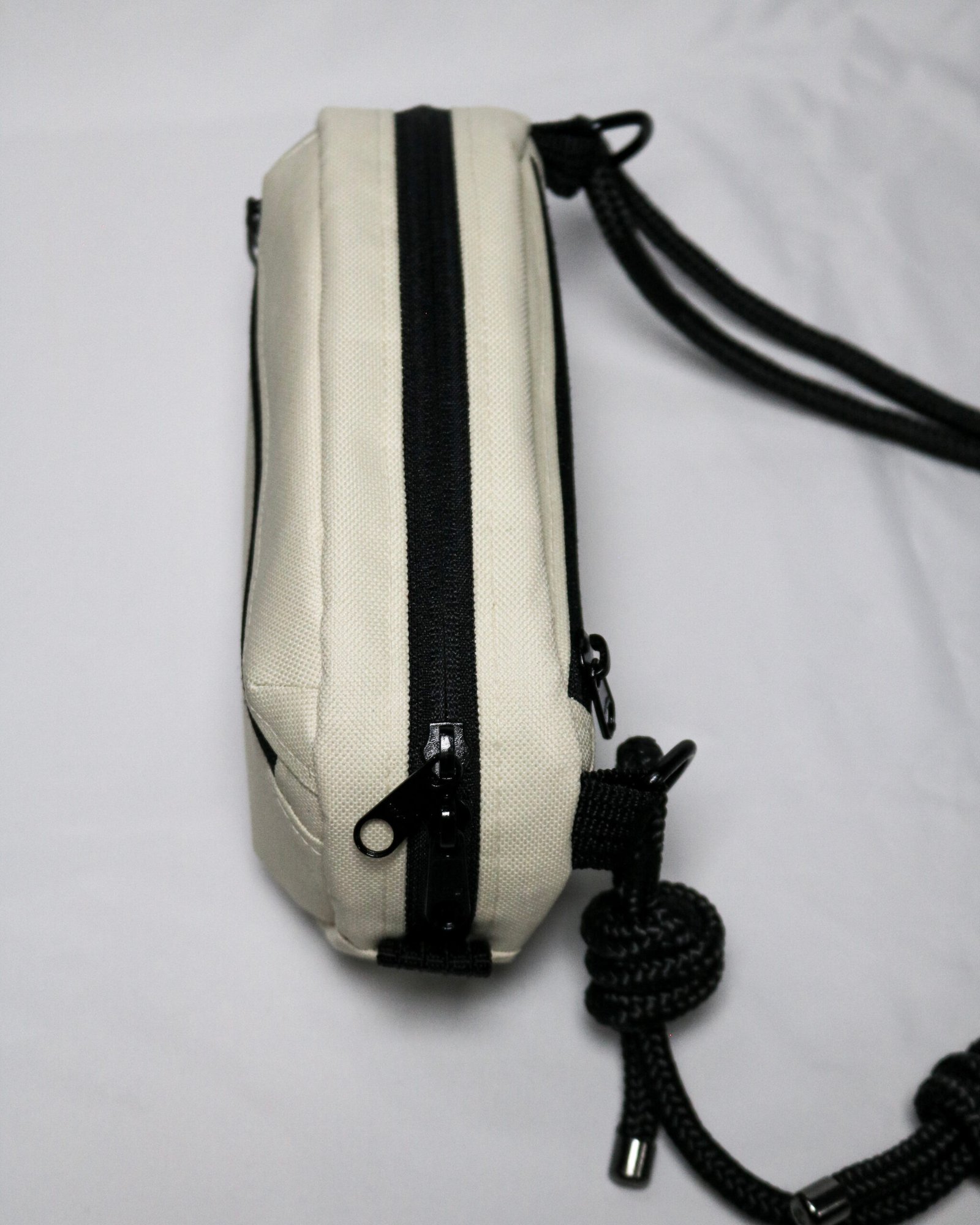 Pochete Travel Off White - Imagem 5